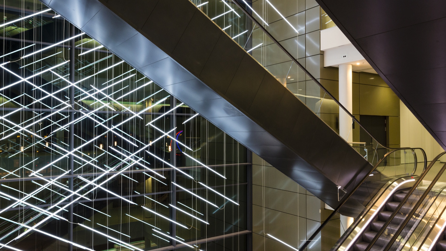 Lichtkunst in einem Gebäude